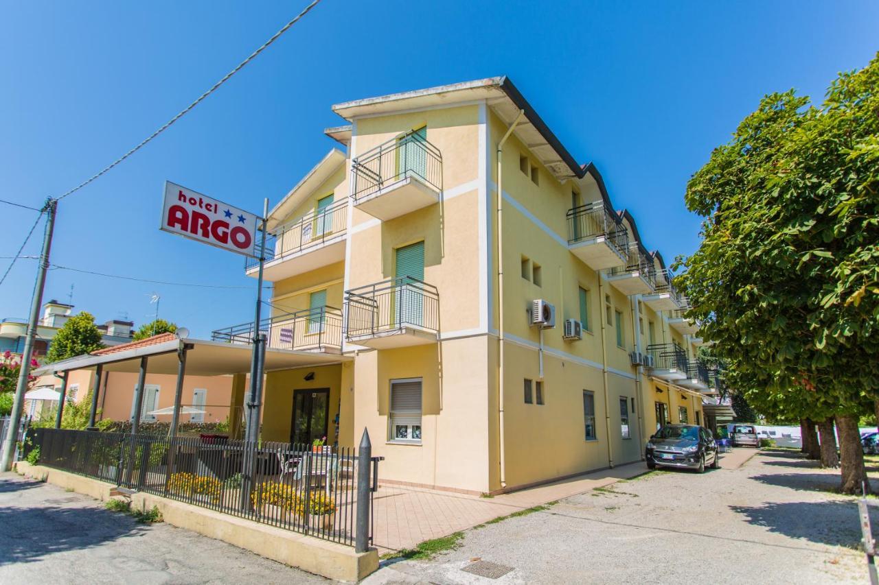 Hotel Argo Rimini Exterior photo
