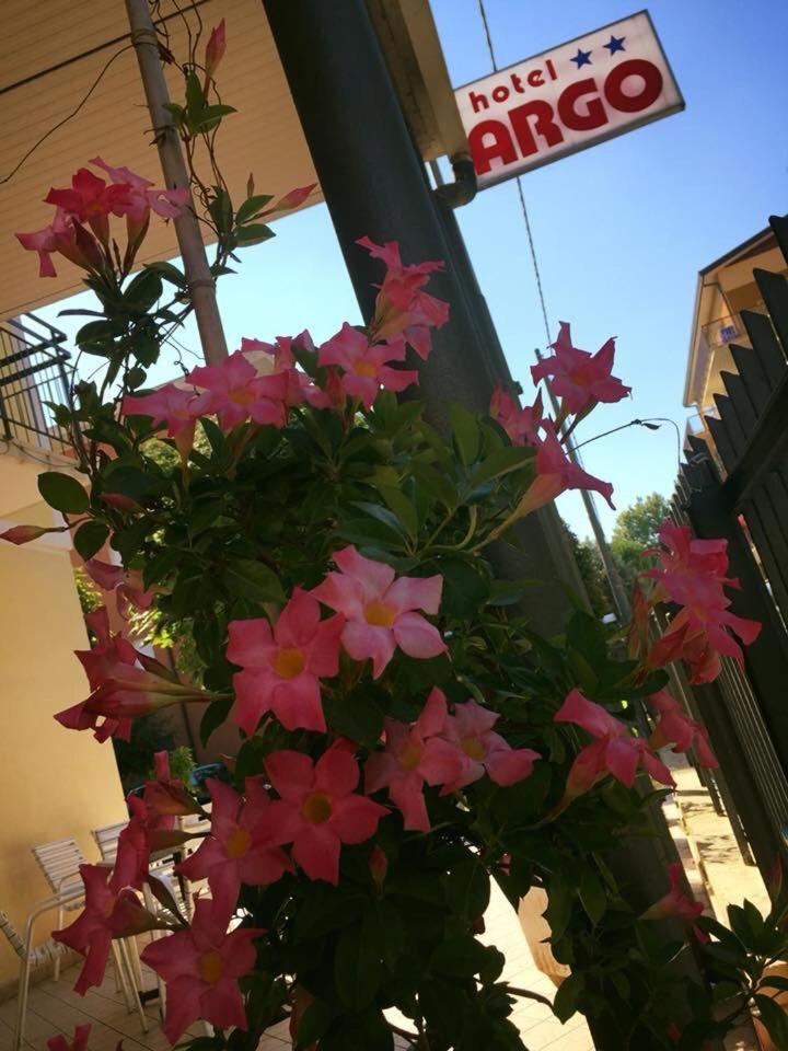 Hotel Argo Rimini Exterior photo
