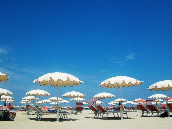 Hotel Argo Rimini Exterior photo